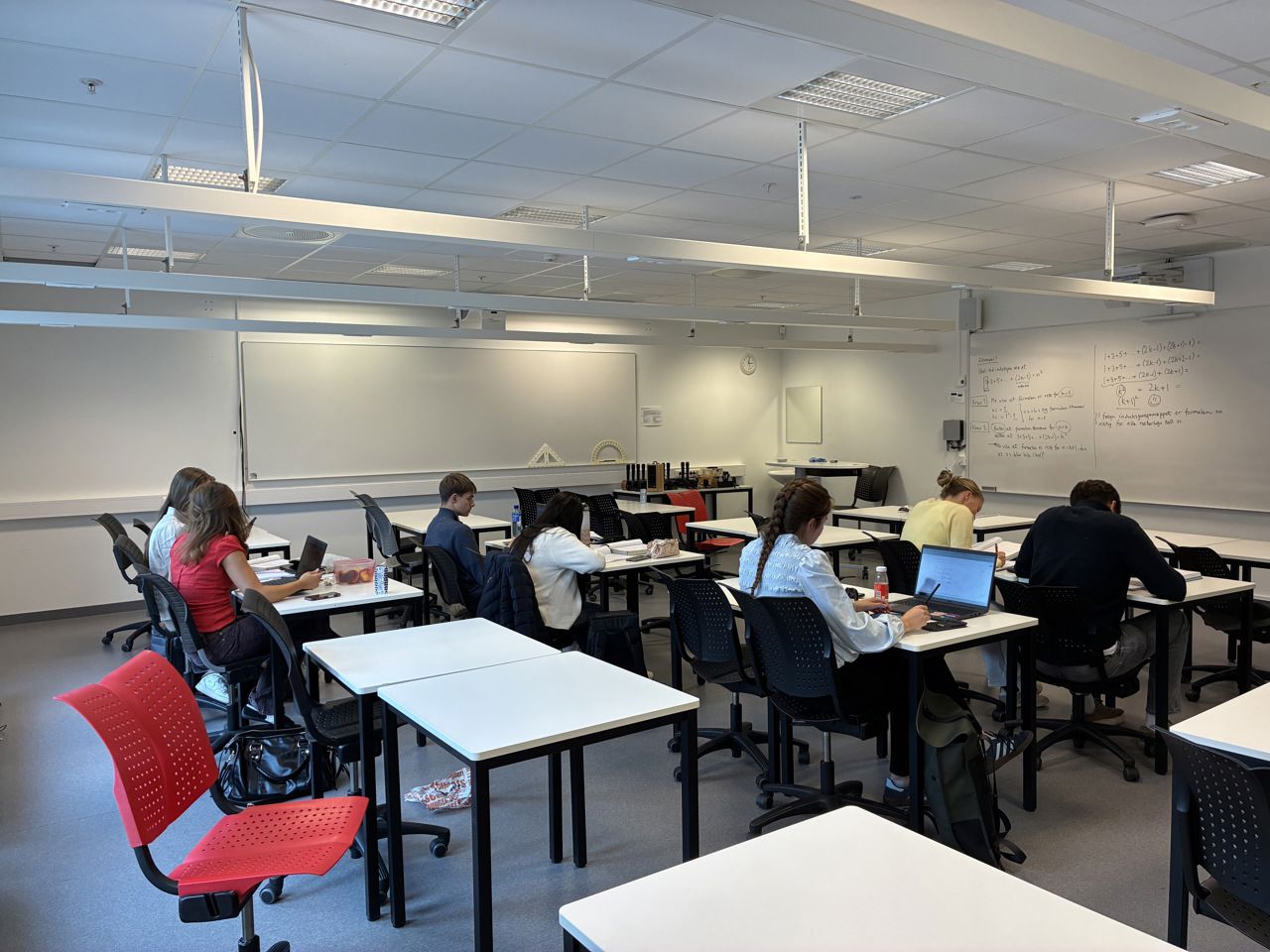 Open skule med fag2.jpeg